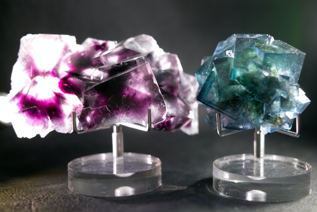 Fluorite 1 - 10 Crystals Businessmen Can Use That Can Help More Successful
