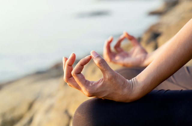 Read more about the article The Best Crystals for Meditation and Healing